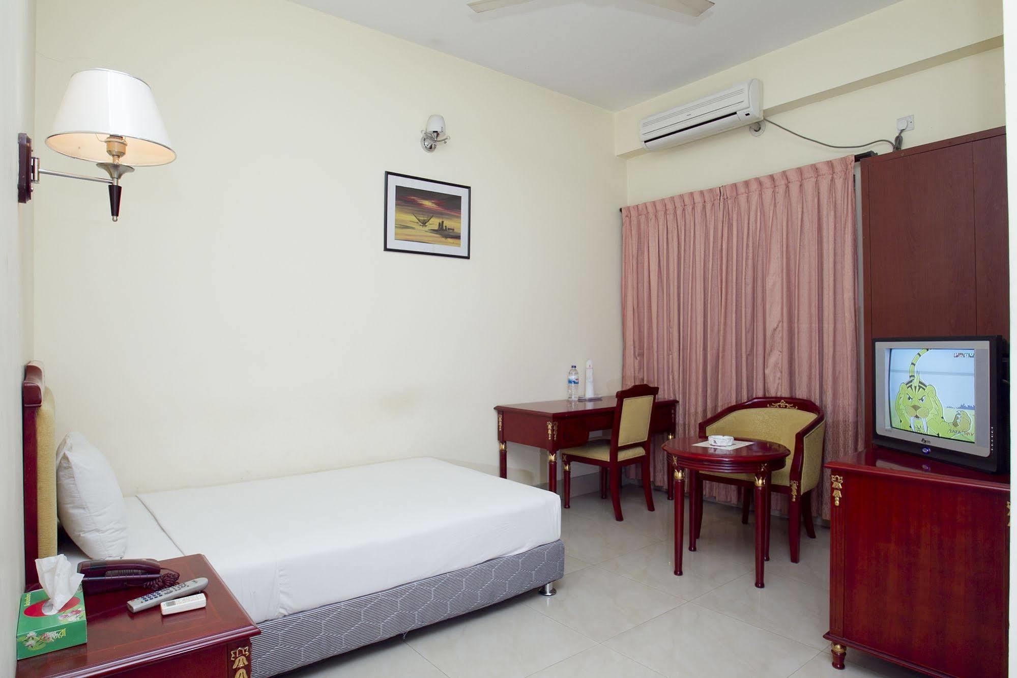 Hotel Metro International Sylhet Exterior photo